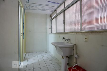 Apartamento à venda com 110m², 3 quartos e 1 vaga Apartamento à venda com 110m², 3 quartos e 1 vagaArea de Serviços