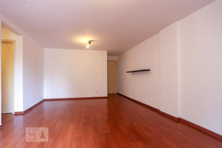 Apartamento à venda com 110m², 3 quartos e 1 vaga Apartamento à venda com 110m², 3 quartos e 1 vagaSala