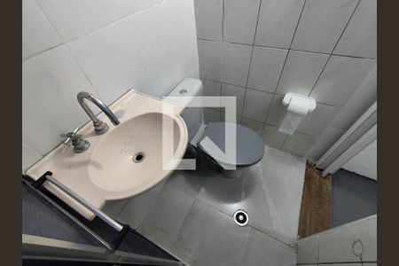 Banheiro - torneira de casa para alugar com 1 quarto, 50m² em Saúde, São Paulo