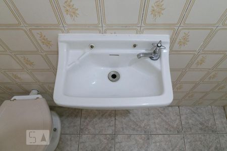 Detalhe do banheiro  de casa para alugar com 1 quarto, 50m² em Saúde, São Paulo