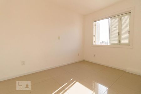 Quarto 1 de apartamento para alugar com 2 quartos, 60m² em Santana, Porto Alegre