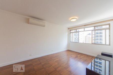 Sala de estar de apartamento para alugar com 2 quartos, 100m² em Cerqueira César, São Paulo