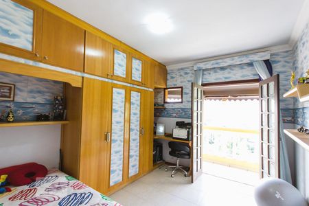 Casa de condomínio para alugar com 330m², 4 quartos e 3 vagasQuarto 2 (Segundo Andar)