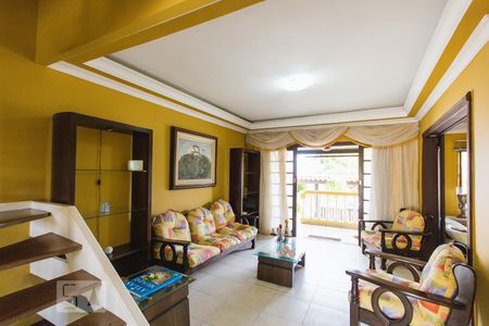 Sala (Primeiro Andar) de casa de condomínio para alugar com 4 quartos, 330m² em Anil, Rio de Janeiro