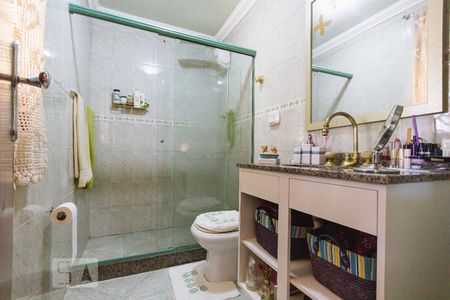 Casa de condomínio para alugar com 330m², 4 quartos e 3 vagasBanheiro Suíte (Segundo Andar)