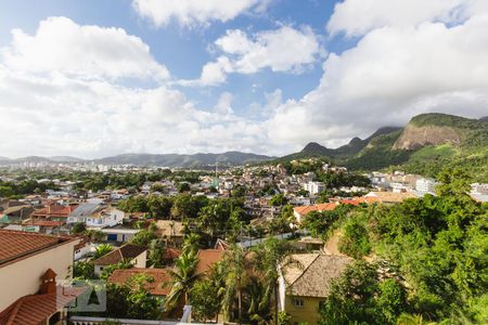 Casa de condomínio para alugar com 330m², 4 quartos e 3 vagasVista Varanda - Quarto 1 e Quarto 2 (Segundo Andar)