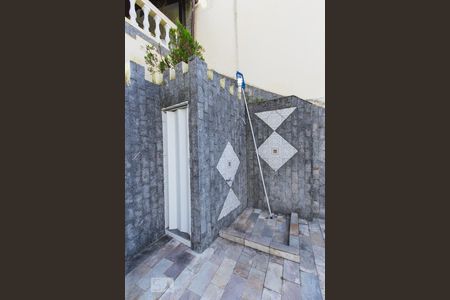 Casa de condomínio para alugar com 330m², 4 quartos e 3 vagasÁrea Piscina (Subsolo)