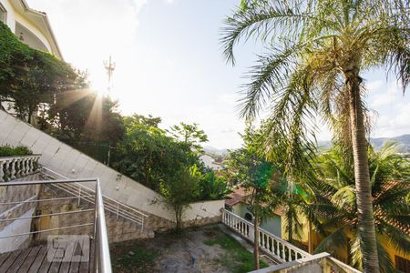 Casa de condomínio para alugar com 330m², 4 quartos e 3 vagasVista - Área Piscina (Subsolo)