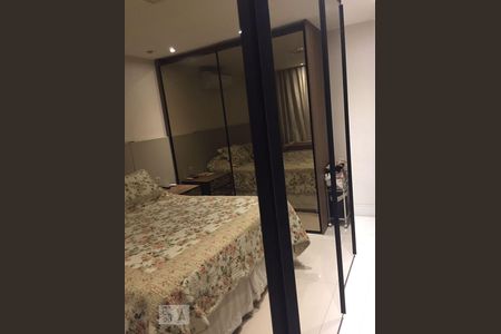 Dormitório de apartamento à venda com 2 quartos, 66m² em Indianópolis, São Paulo