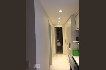 Corredor de apartamento para alugar com 2 quartos, 66m² em Indianópolis, São Paulo