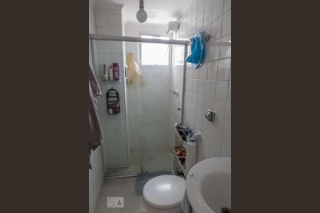 Banheiro de apartamento à venda com 1 quarto, 45m² em Indianópolis, São Paulo