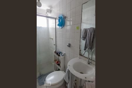 Banheiro de apartamento à venda com 1 quarto, 45m² em Indianópolis, São Paulo