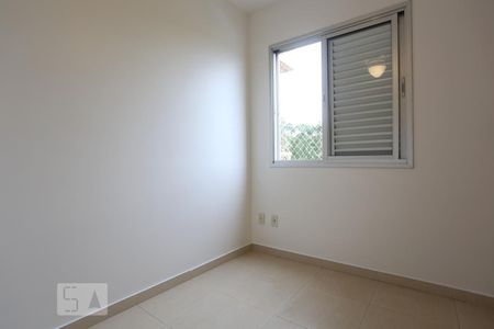 Quarto 01 de apartamento para alugar com 3 quartos, 67m² em Jardim Jaqueline, São Paulo