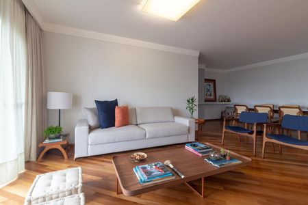 Sala de apartamento à venda com 3 quartos, 155m² em Santo Amaro, São Paulo