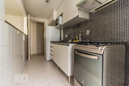 Apartamento para alugar com 65m², 2 quartos e 2 vagasCozinha