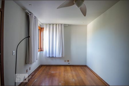 Casa para alugar com 440m², 4 quartos e 3 vagasQuarto 4