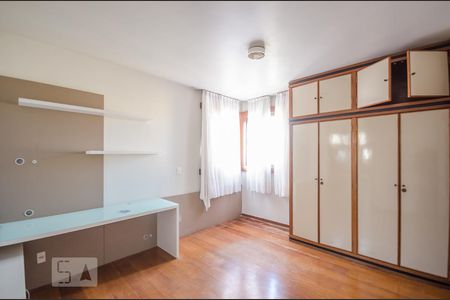 Casa para alugar com 440m², 4 quartos e 3 vagasSuíte 2