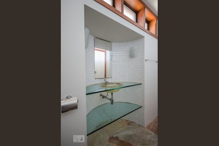 Casa para alugar com 440m², 4 quartos e 3 vagasLavabo