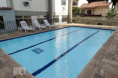 Apartamento à venda com 72m², 3 quartos e sem vaga Apartamento à venda com 72m², 3 quartos e sem vagaPisicna