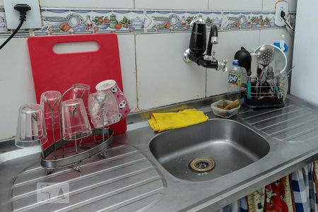 Apartamento à venda com 72m², 3 quartos e sem vaga Apartamento à venda com 72m², 3 quartos e sem vagaCozinha