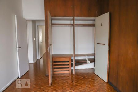 Apartamento à venda com 156m², 4 quartos e 1 vagaQuarto 2