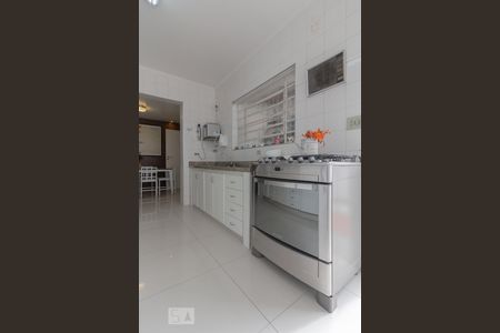 Cozinha de casa à venda com 3 quartos, 120m² em Bosque da Saúde, São Paulo