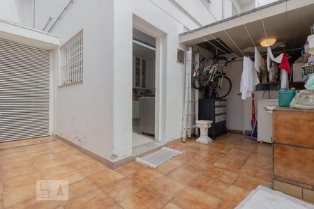 Quintal de casa à venda com 3 quartos, 120m² em Bosque da Saúde, São Paulo