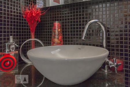 Lavabo de casa à venda com 3 quartos, 120m² em Bosque da Saúde, São Paulo