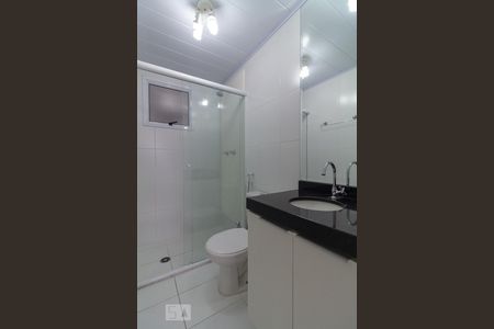 Banheiro de apartamento à venda com 2 quartos, 75m² em Jardim Prudência, São Paulo