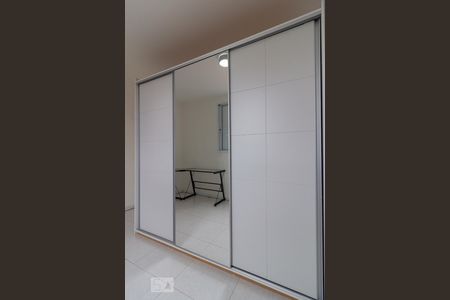 Apartamento à venda com 75m², 2 quartos e 1 vagaDormitório 