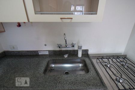 Apartamento à venda com 55m², 1 quarto e 1 vagaPia