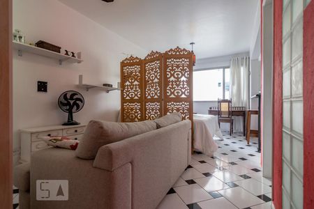 Studio para alugar com 28m², 1 quarto e sem vagasala e dormitório