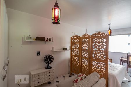 Studio para alugar com 28m², 1 quarto e sem vagasala e dormitório