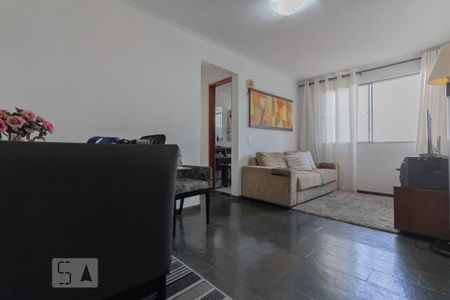 Sala de apartamento para alugar com 2 quartos, 60m² em Jardim Celeste, São Paulo