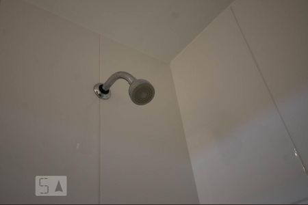 Apartamento à venda com 154m², 2 quartos e 2 vagasChuveiro do banheiro da suite 2