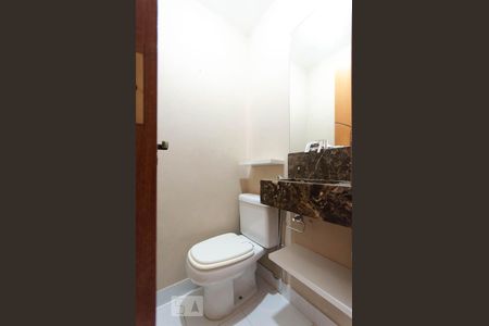 Apartamento à venda com 154m², 2 quartos e 2 vagasLavabo