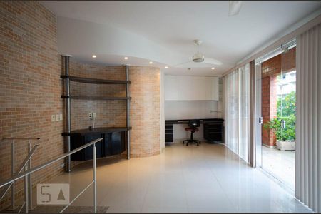 Apartamento à venda com 154m², 2 quartos e 2 vagasSala na cobertura