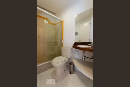 Apartamento à venda com 154m², 2 quartos e 2 vagasBanheiro social