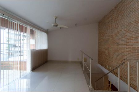 Apartamento à venda com 154m², 2 quartos e 2 vagasSala na cobertura