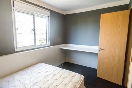 Suíte de apartamento para alugar com 3 quartos, 68m² em Jardim Carvalho, Porto Alegre