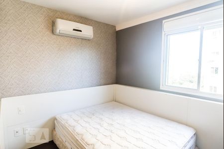 Suíte de apartamento para alugar com 3 quartos, 68m² em Jardim Carvalho, Porto Alegre