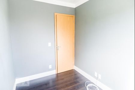 Quarto 1 de apartamento para alugar com 3 quartos, 68m² em Jardim Carvalho, Porto Alegre