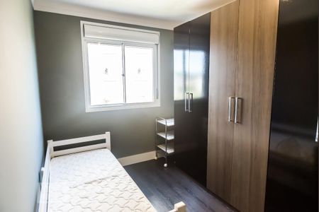 Quarto 2 de apartamento para alugar com 3 quartos, 68m² em Jardim Carvalho, Porto Alegre