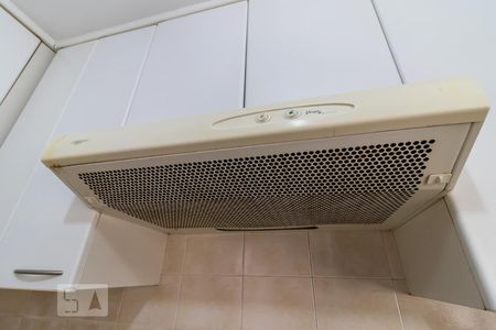 Casa de condomínio à venda com 281m², 4 quartos e 4 vagas Casa de condomínio à venda com 281m², 4 quartos e 4 vagasDetalhe da Cozinha