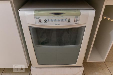 Casa de condomínio à venda com 281m², 4 quartos e 4 vagas Casa de condomínio à venda com 281m², 4 quartos e 4 vagasDetalhe da Cozinha