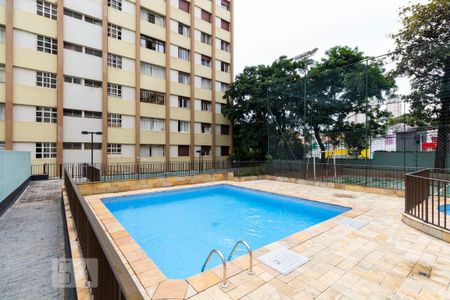 Piscina de apartamento para alugar com 2 quartos, 85m² em Vila Clementino, São Paulo