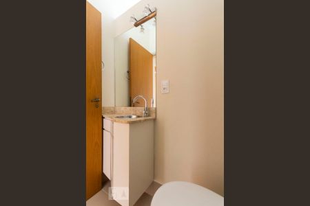 Banheiro social de apartamento para alugar com 2 quartos, 85m² em Vila Clementino, São Paulo