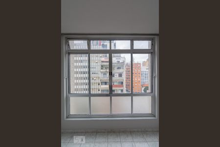 dormitório de kitnet/studio à venda com 1 quarto, 35m² em Vila Buarque, São Paulo