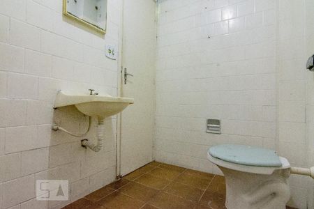 banheiro de kitnet/studio à venda com 1 quarto, 35m² em Vila Buarque, São Paulo