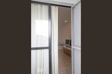VAranda de kitnet/studio para alugar com 1 quarto, 30m² em Centro, Belo Horizonte